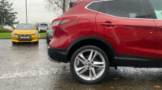 Nissan Qashqai 1.3 DiG-T N-Motion 5dr Petrol Hatchback